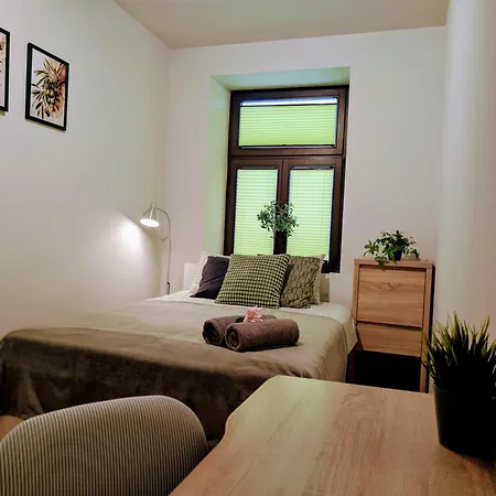 Oliwkowy Swietoduska 12 *